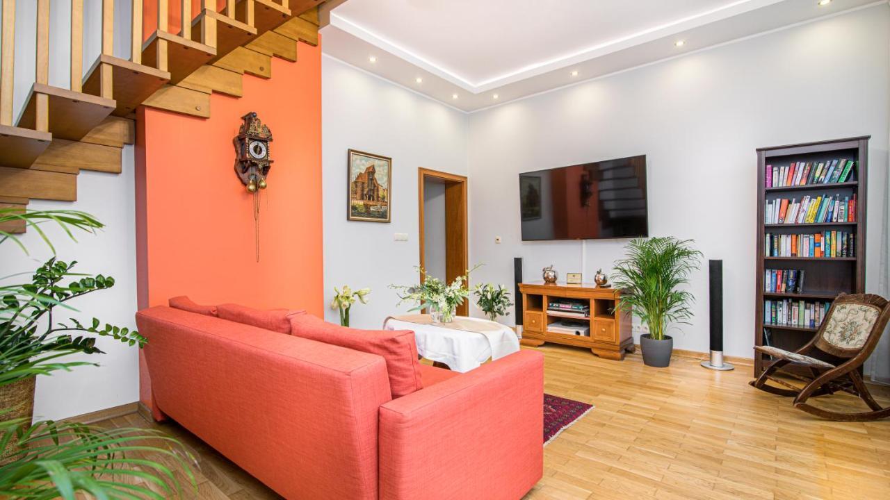 Maya'S Flats & Resorts - Old Town Dluga 72 Maisonette غدانسك المظهر الخارجي الصورة